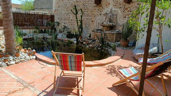 El Castell Embruixat Hotel Saint-Hippolyte  Exterior photo